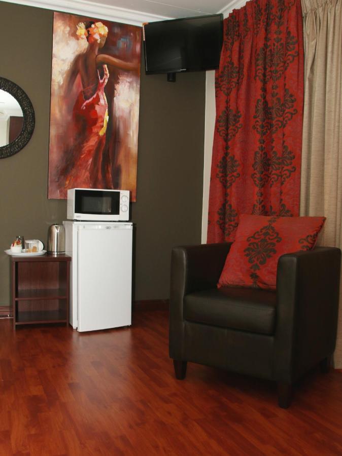 Aalwyns Guesthouse Vanderbijlpark ห้อง รูปภาพ